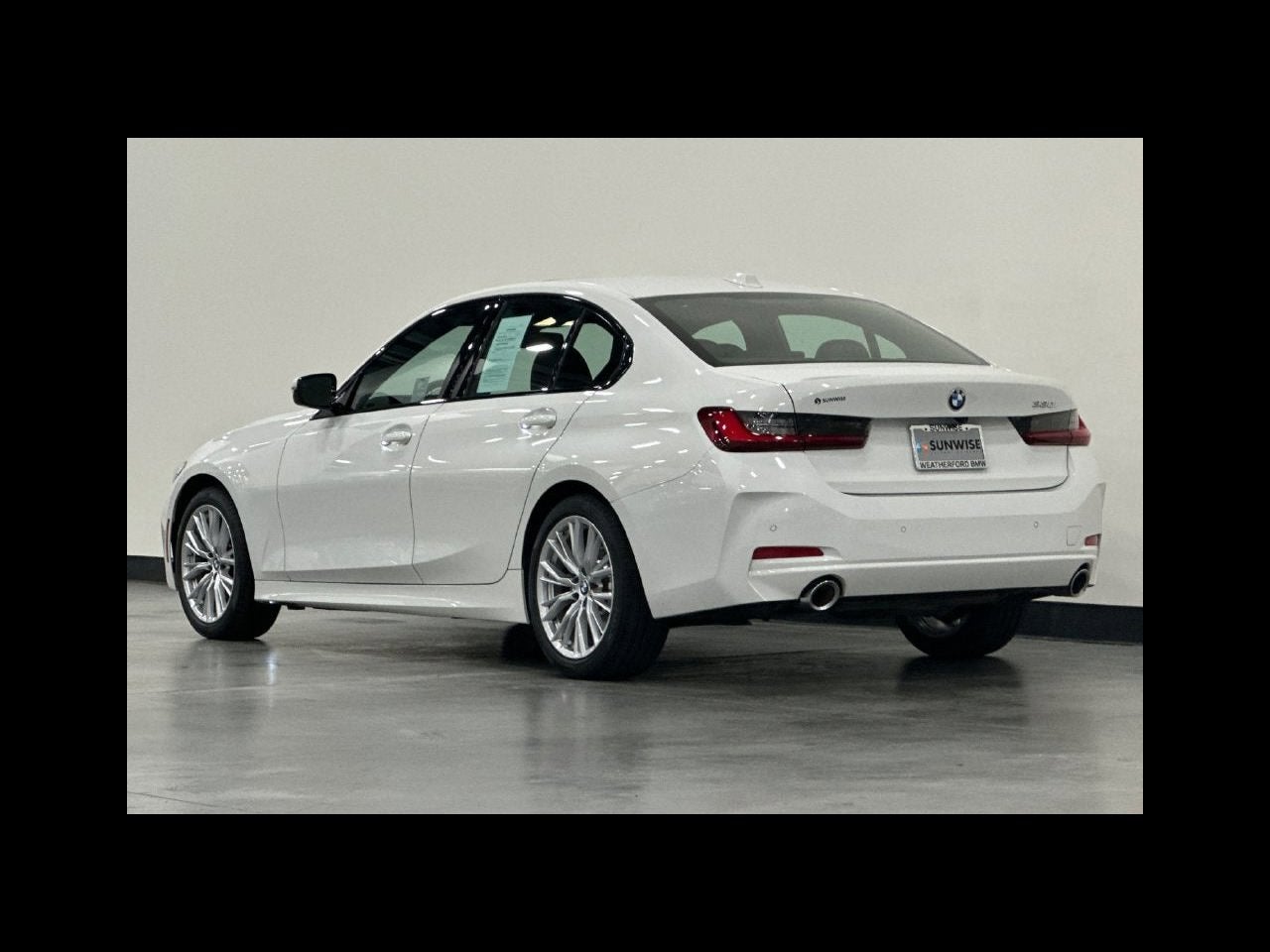 2023 BMW 3 Series 330i
