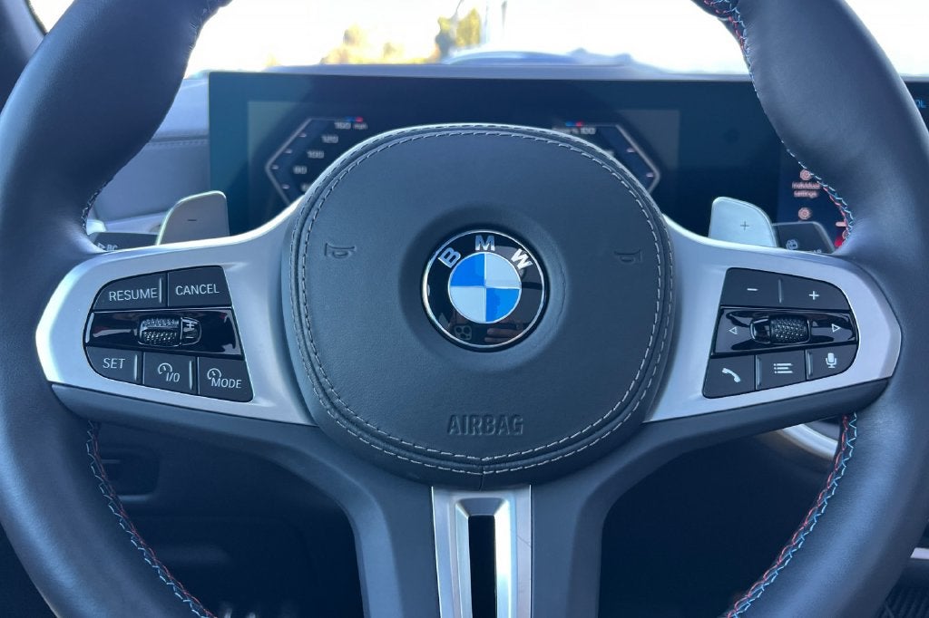 2024 BMW X5 M60i