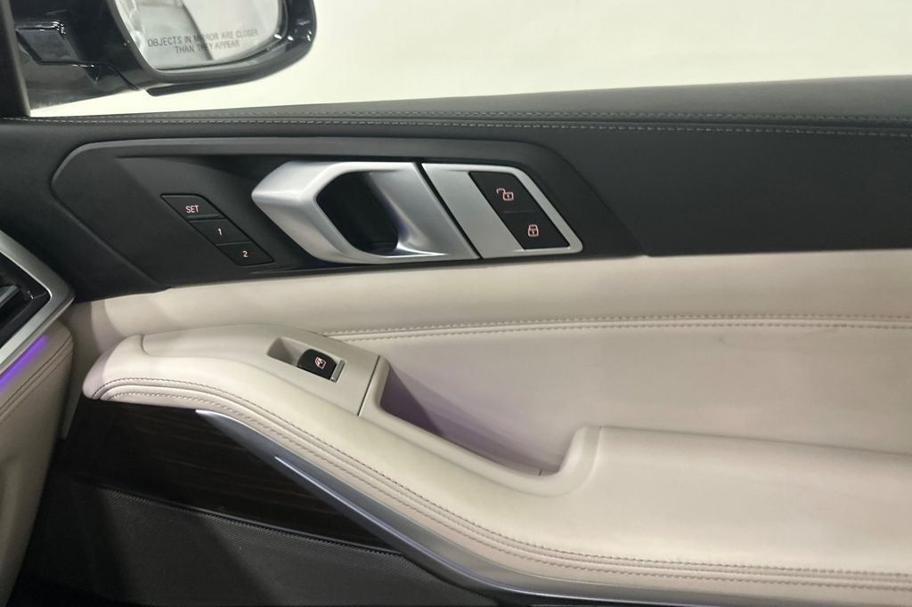 2020 BMW X5 M50i