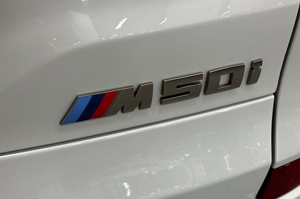 2020 BMW X5 M50i