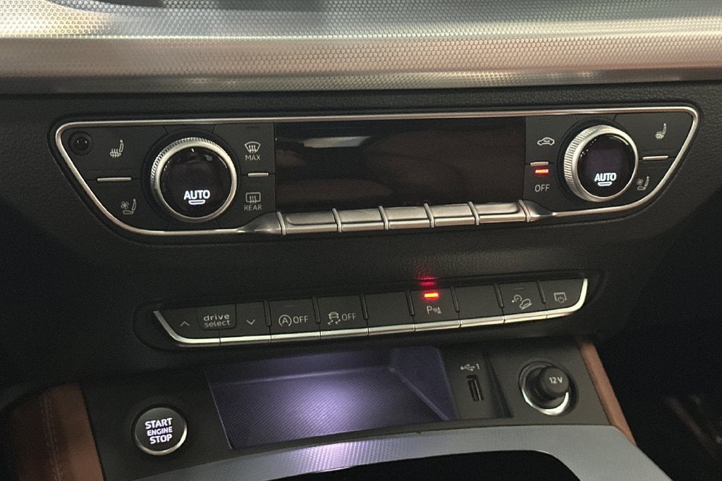 2025 Audi Q5 45 S line Premium Plus quattro