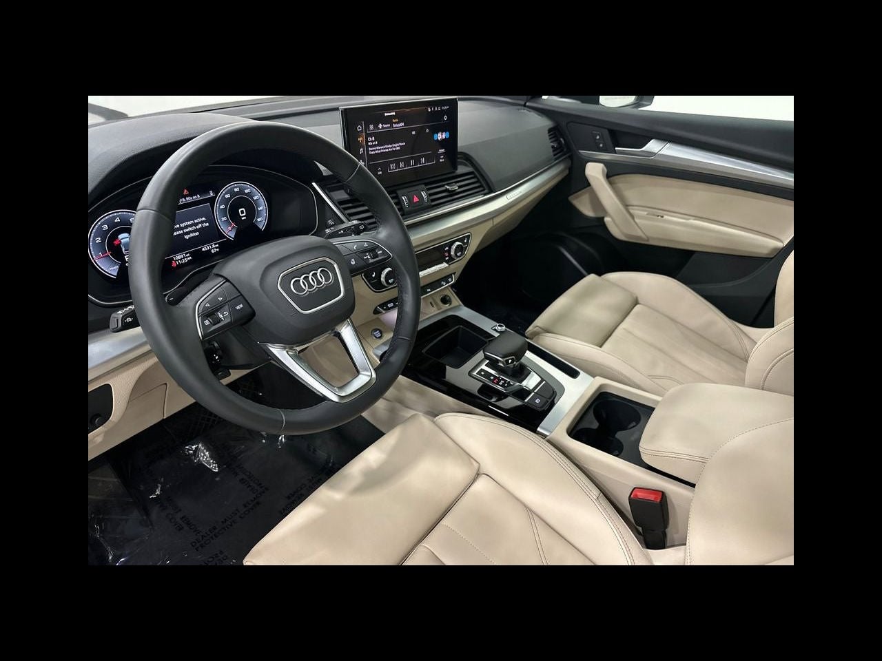 2025 Audi Q5 45 S line Premium quattro