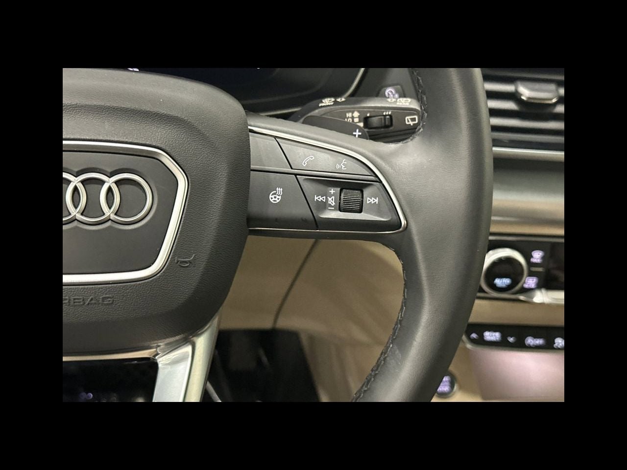 2025 Audi Q5 45 S line Premium quattro