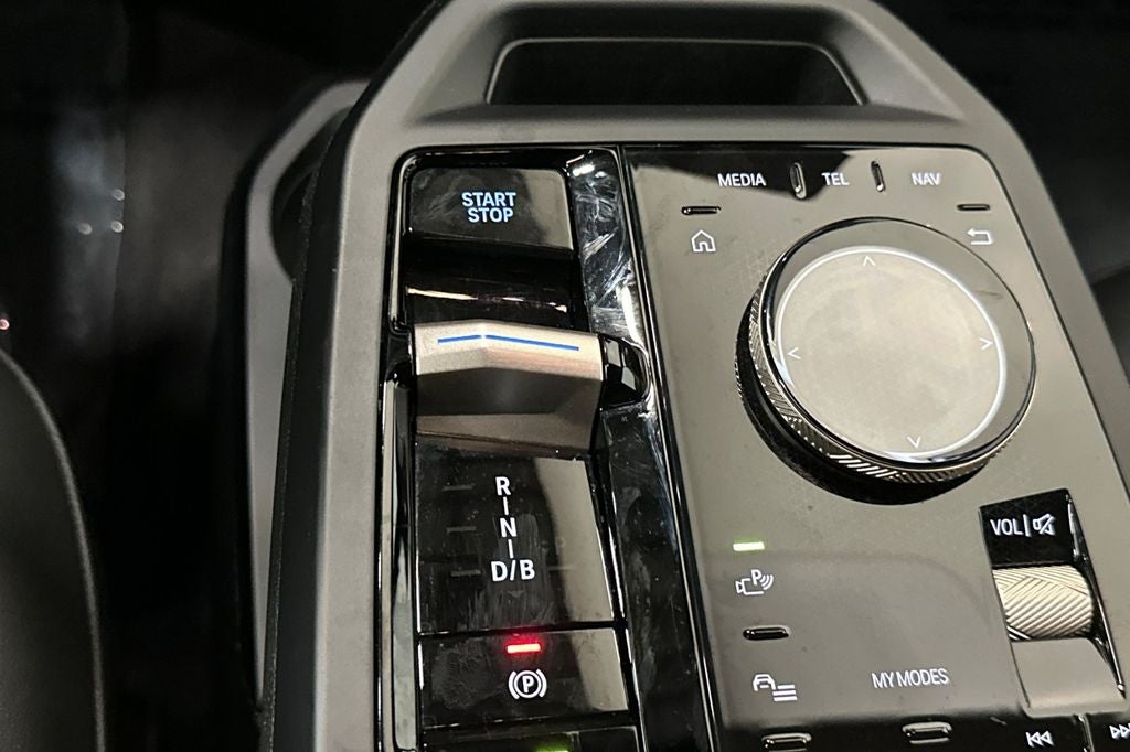 2024 BMW iX xDrive50