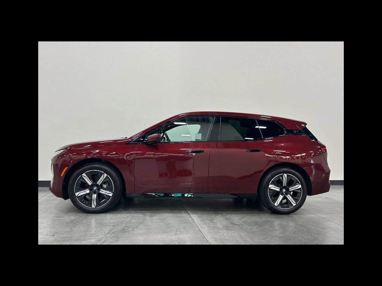 2026 BMW iX xDrive45