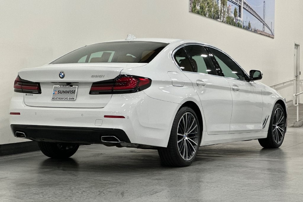 2023 BMW 5 Series 530i
