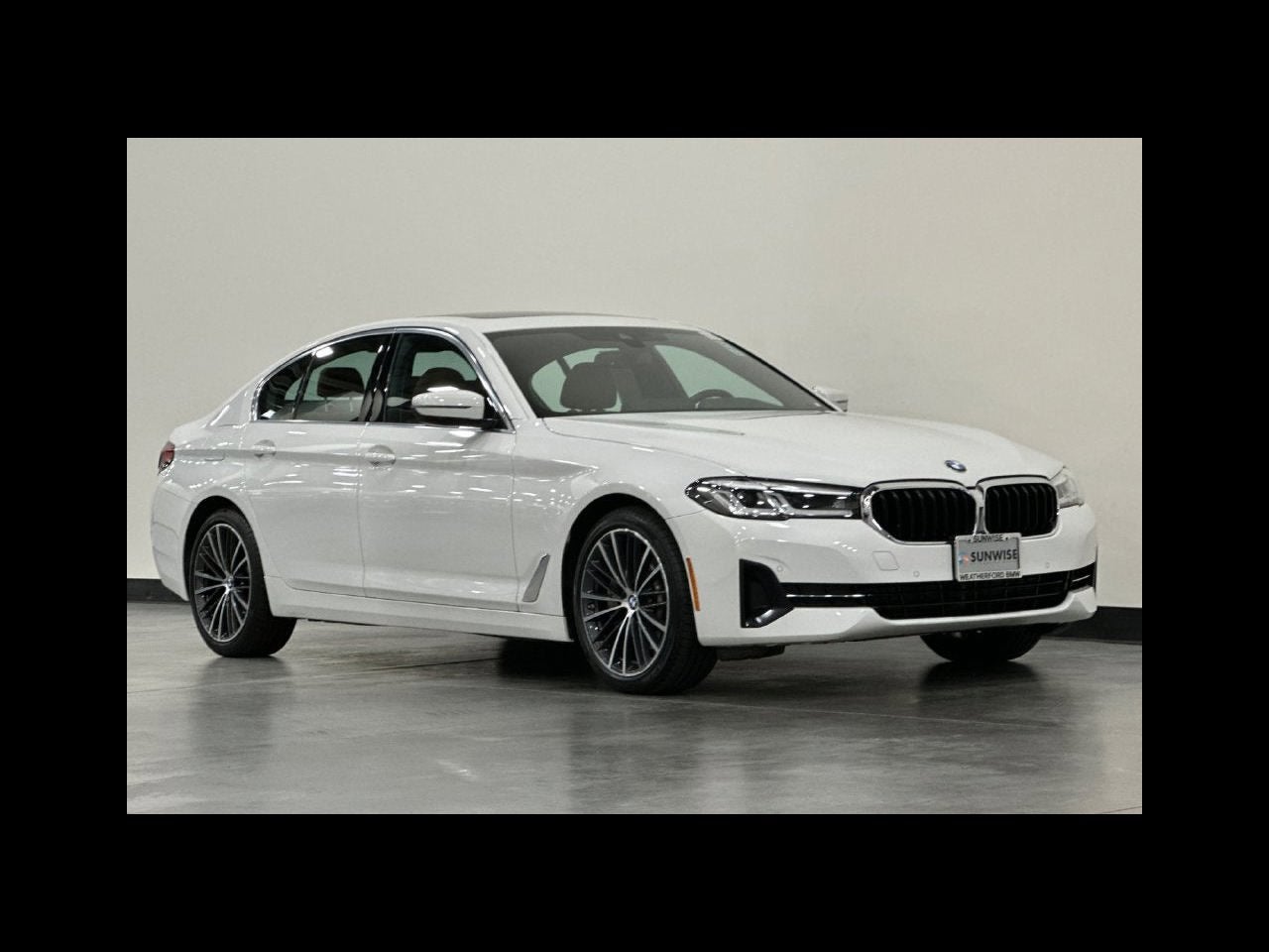 2023 BMW 5 Series 530i