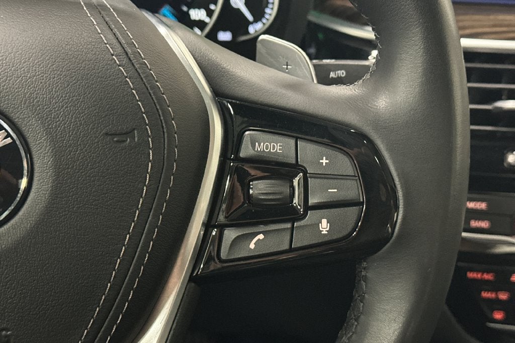 2019 BMW 5 Series 530e iPerformance