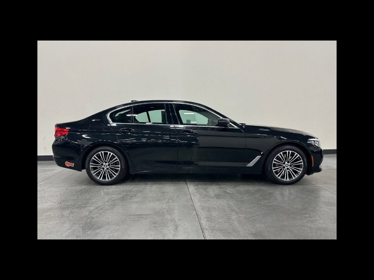 2019 BMW 5 Series 530e iPerformance