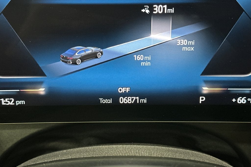 2026 BMW i5 eDrive40