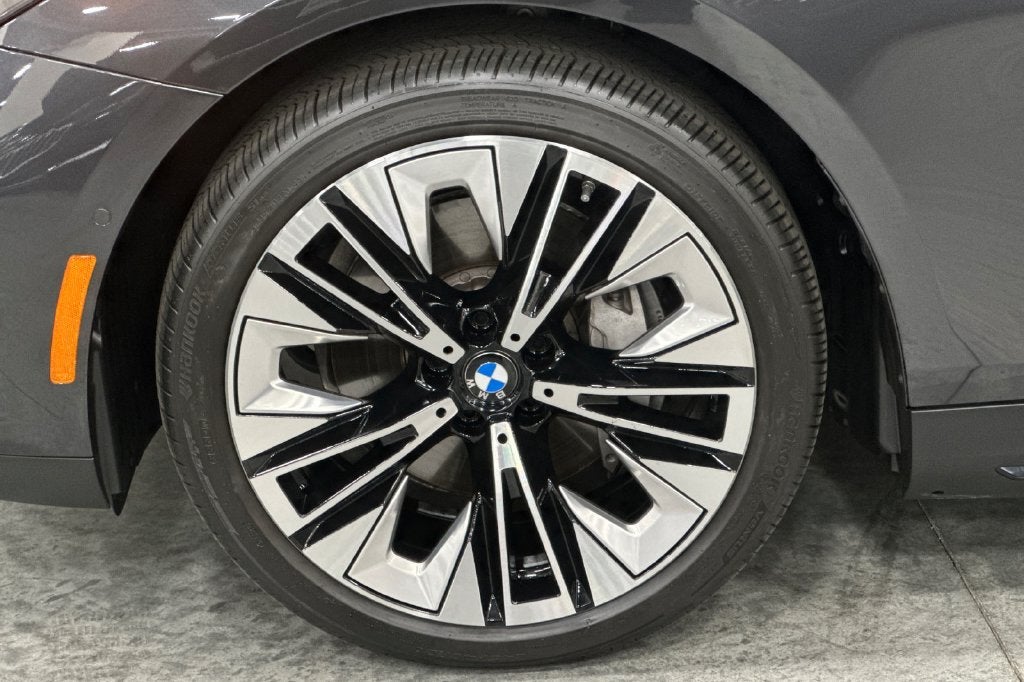 2026 BMW i5 eDrive40