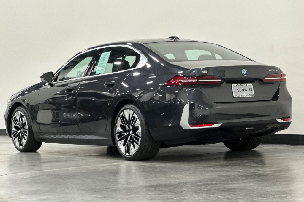 2026 BMW i5 eDrive40
