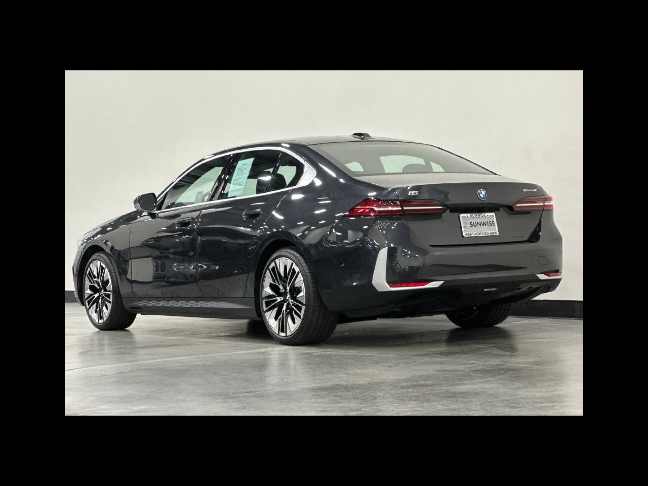 2026 BMW i5 eDrive40