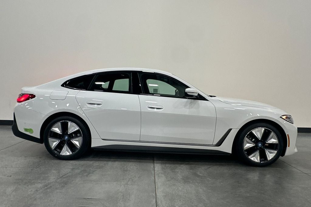 2023 BMW i4 eDrive40