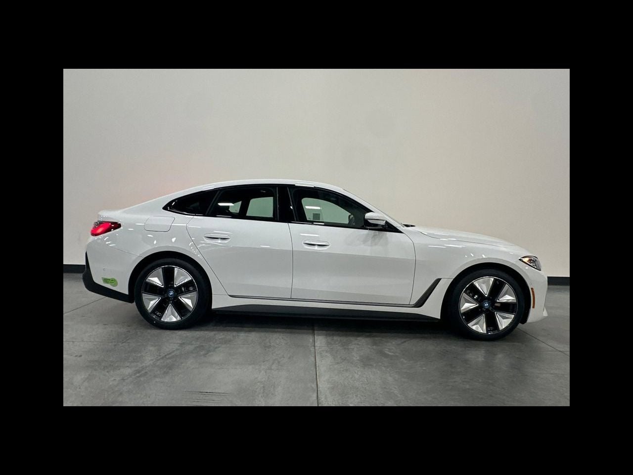 2023 BMW i4 eDrive40