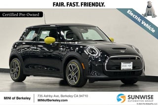2024 MINI Cooper SE Electric Iconic