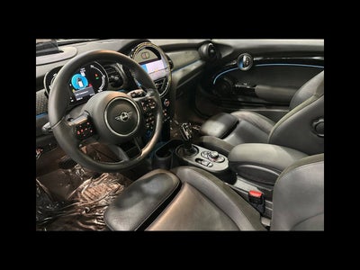 2024 MINI HARDTOP 2 DOOR Iconic