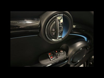 2024 MINI HARDTOP 2 DOOR Iconic