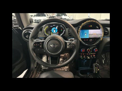 2024 MINI HARDTOP 2 DOOR Iconic