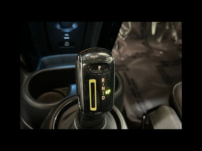 2024 MINI HARDTOP 2 DOOR Iconic