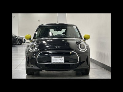 2024 MINI HARDTOP 2 DOOR Iconic