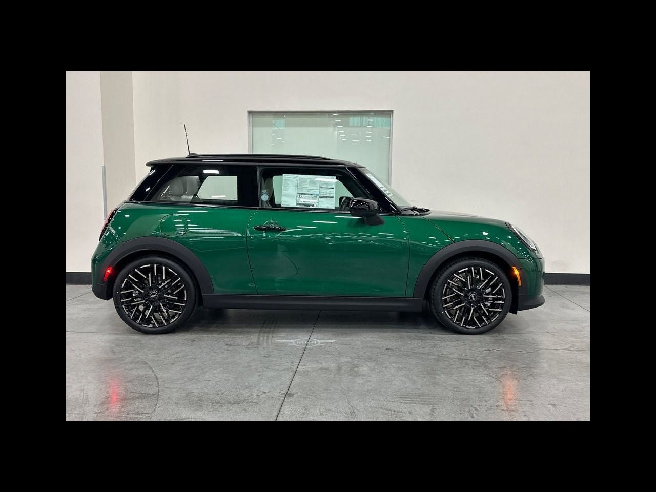 2026 MINI 2 DOOR SIGNATURE PLUS