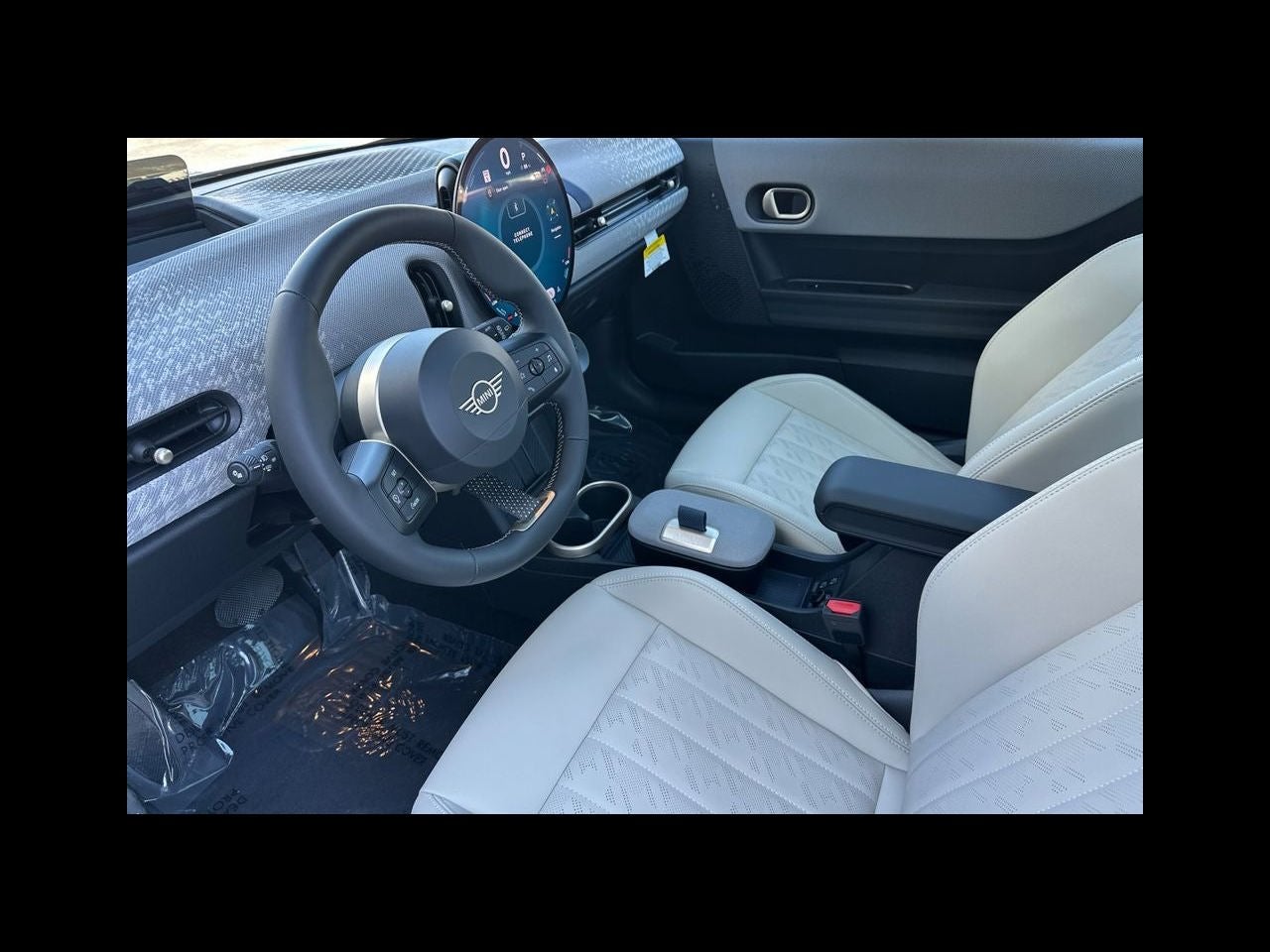 2026 MINI 2 DOOR SIGNATURE PLUS