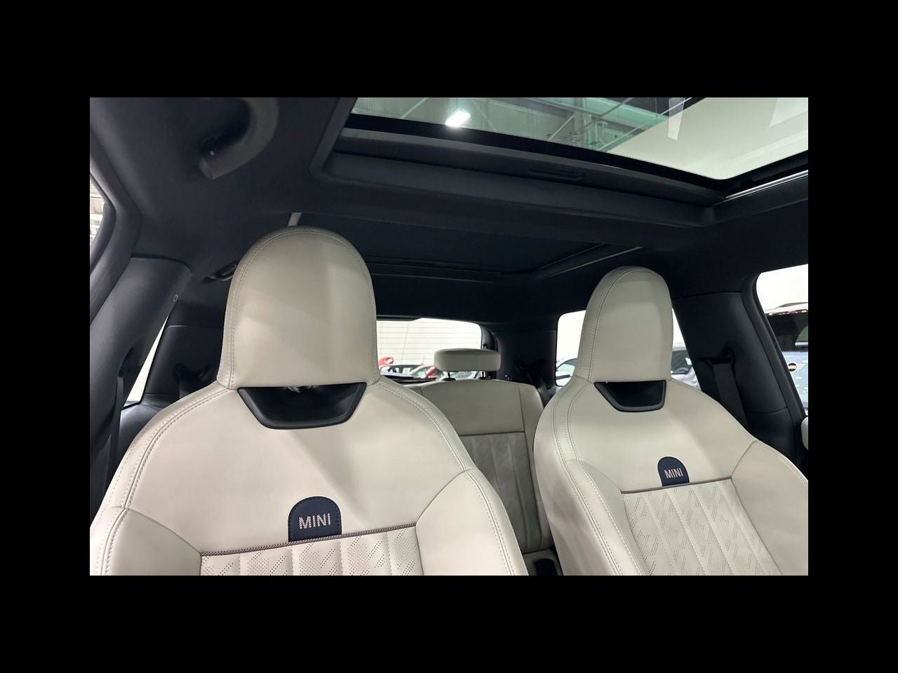 2026 MINI 2 DOOR SIGNATURE PLUS