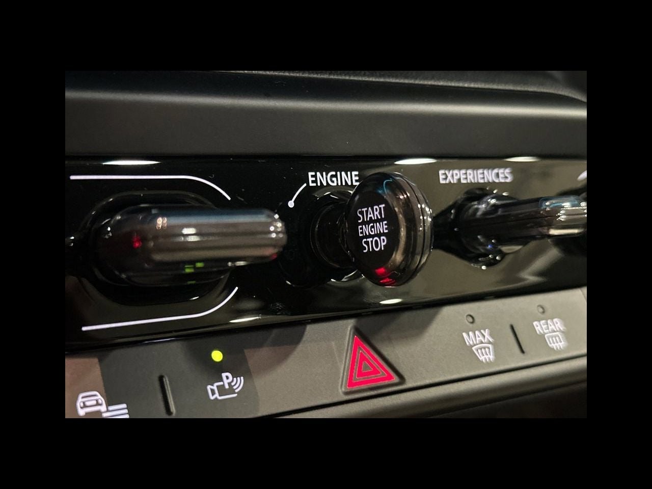 2026 MINI 2 DOOR SIGNATURE PLUS