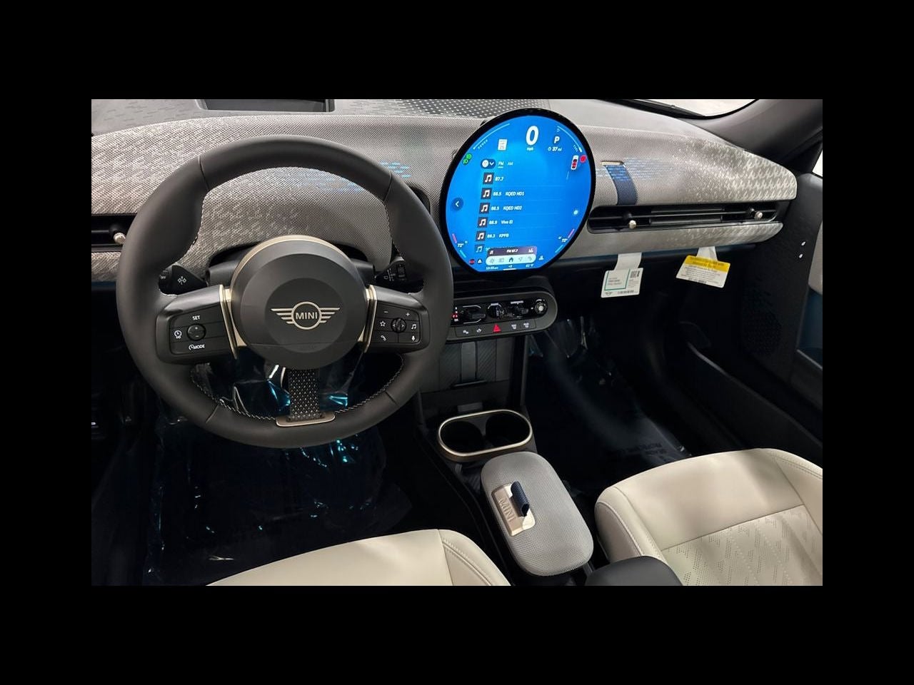 2026 MINI 2 DOOR SIGNATURE PLUS