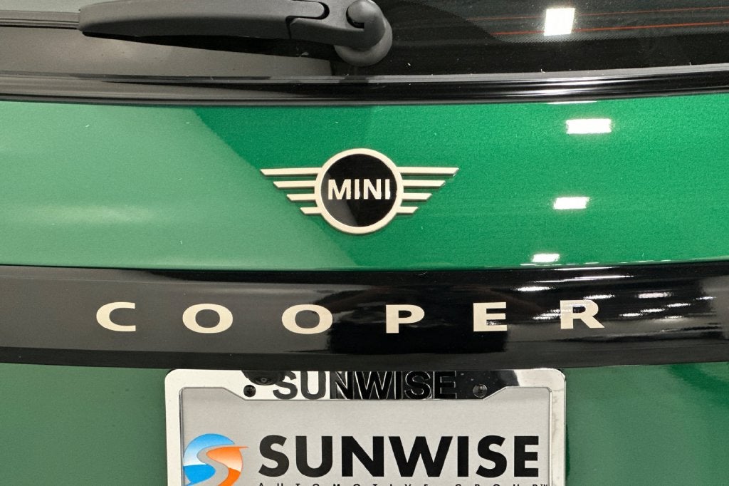 2027 MINI 2 DOOR ICONIC
