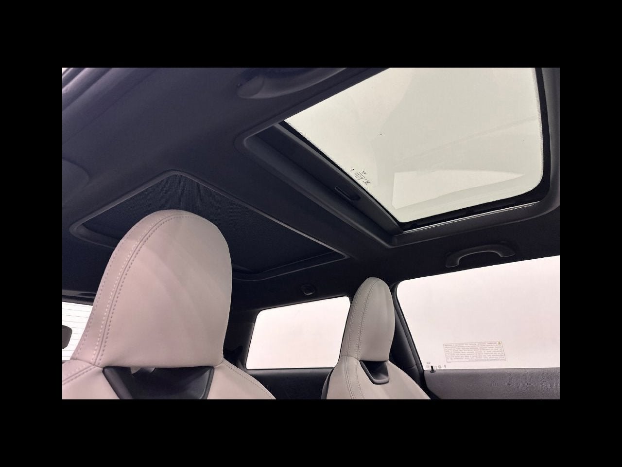 2027 MINI 2 DOOR ICONIC