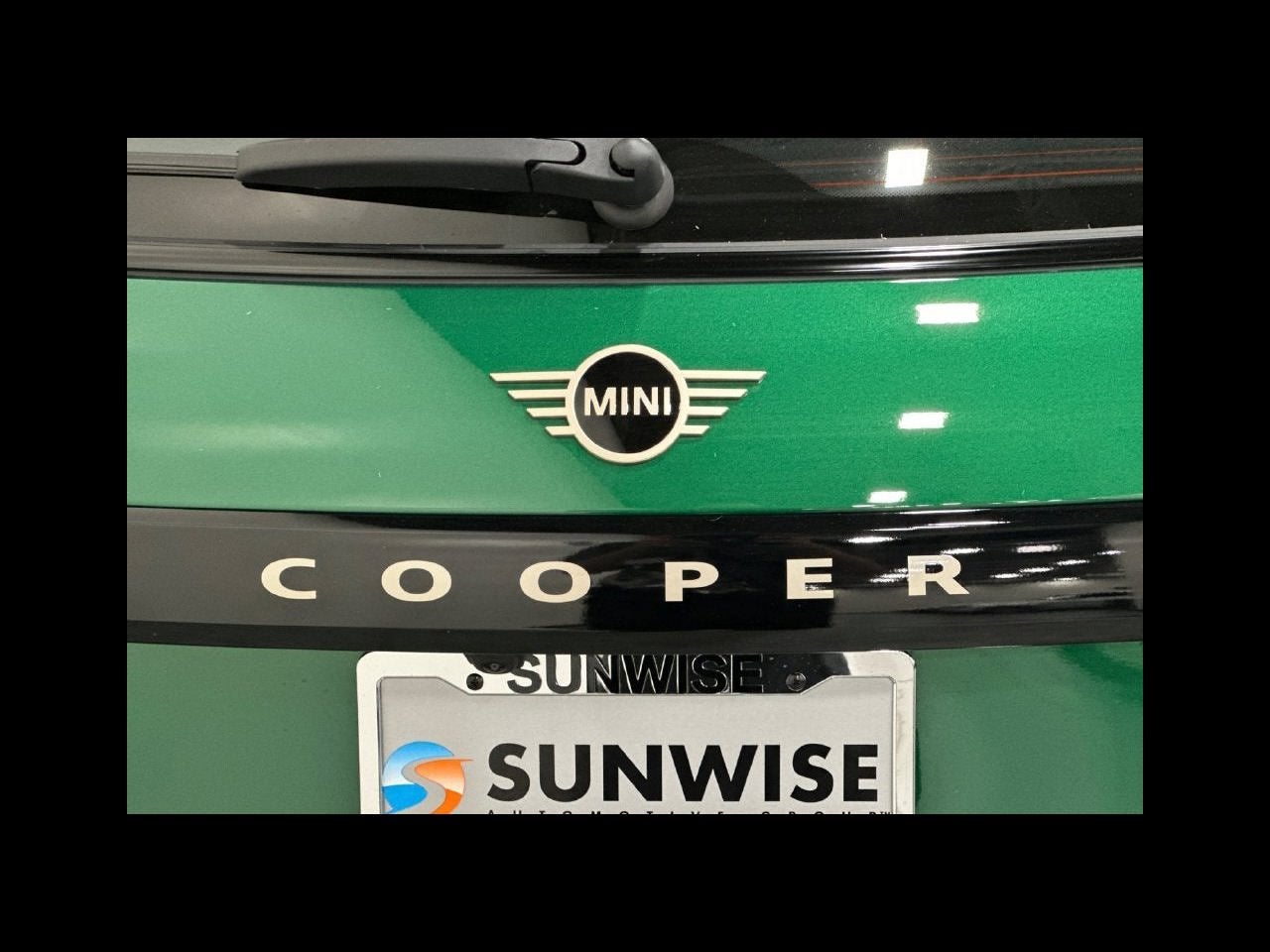 2027 MINI 2 DOOR ICONIC