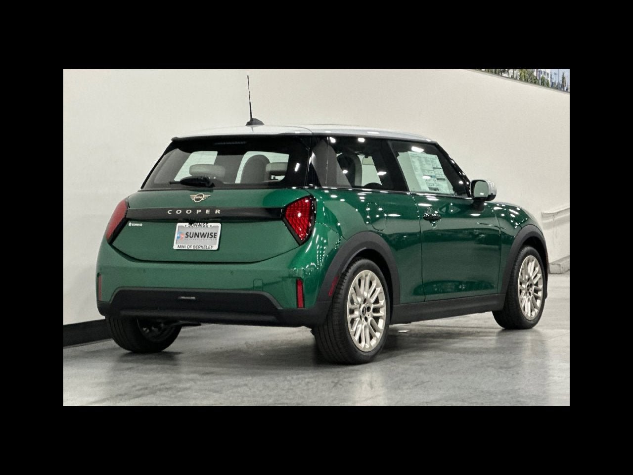 2027 MINI 2 DOOR ICONIC