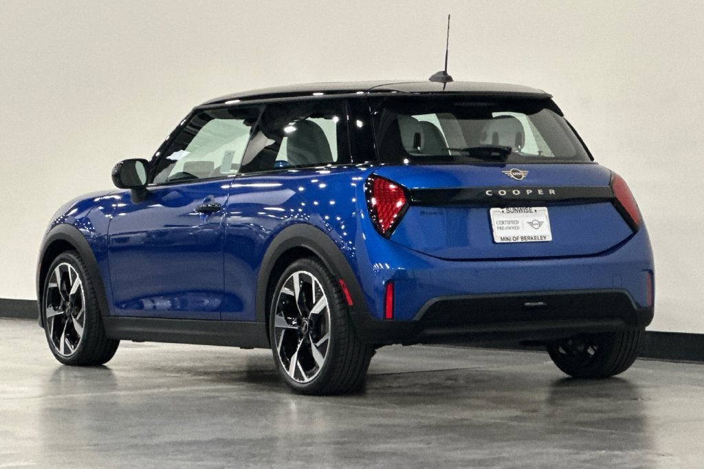 2025 MINI HARDTOP 2 DOOR OXFORD EDITION