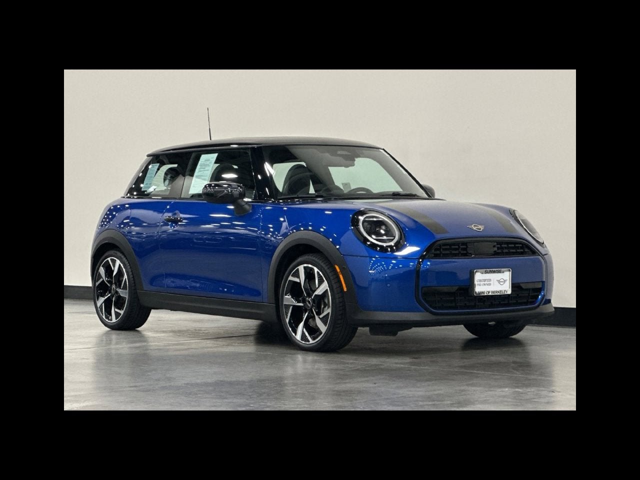 2025 MINI HARDTOP 2 DOOR OXFORD EDITION