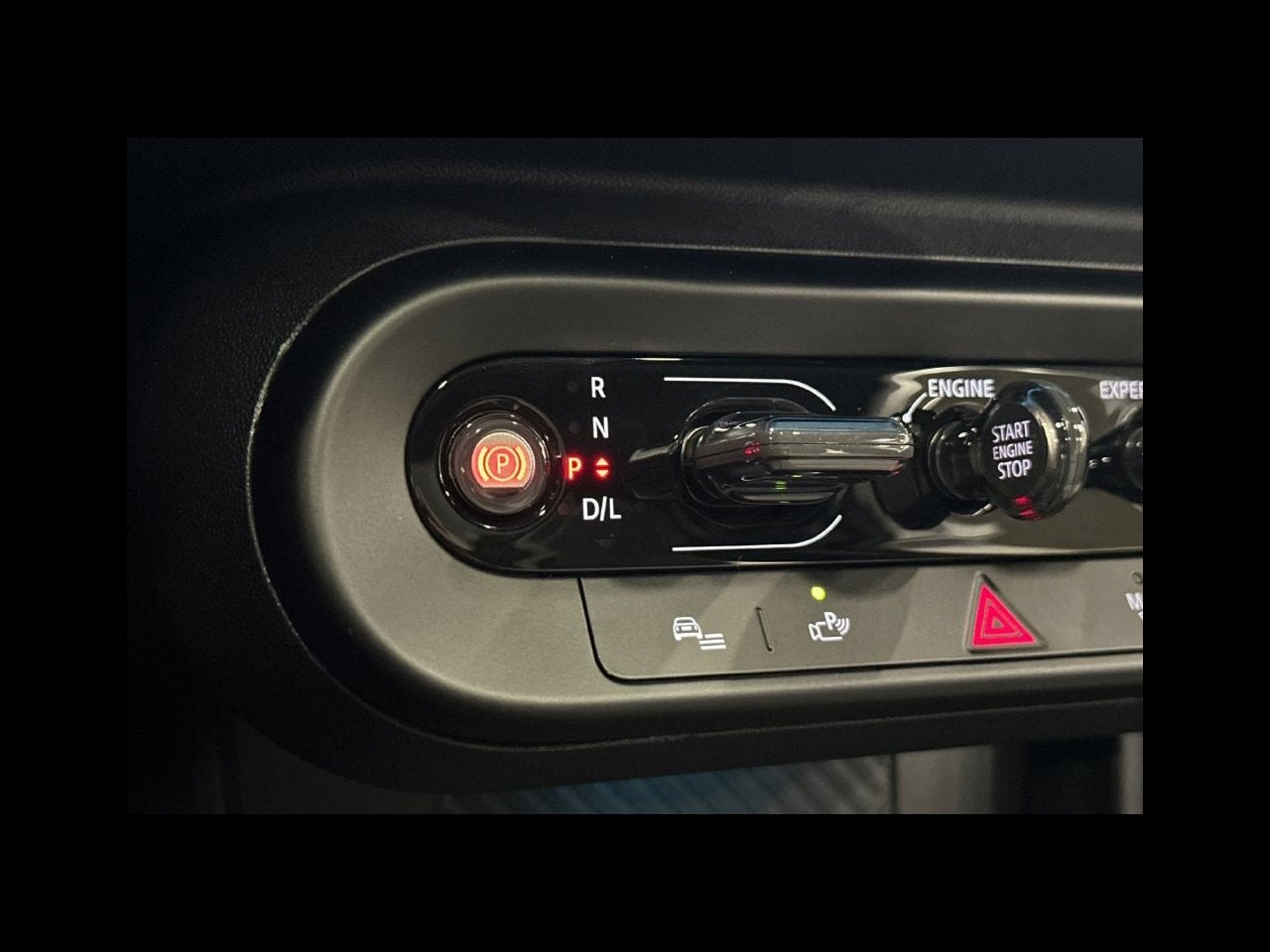 2025 MINI HARDTOP 2 DOOR OXFORD EDITION