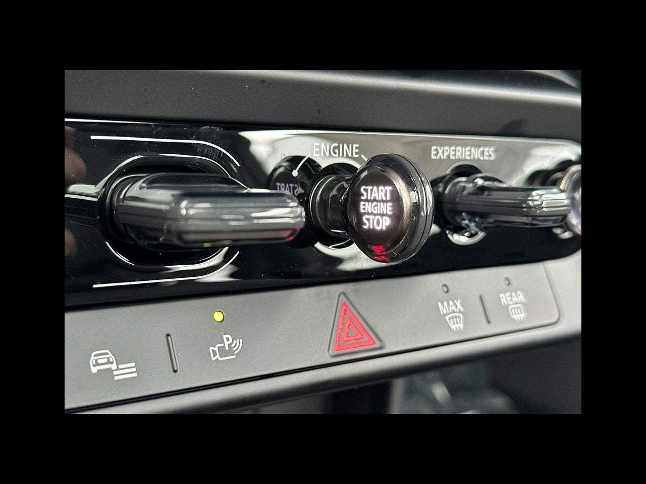 2026 MINI 2 DOOR SIGNATURE PLUS
