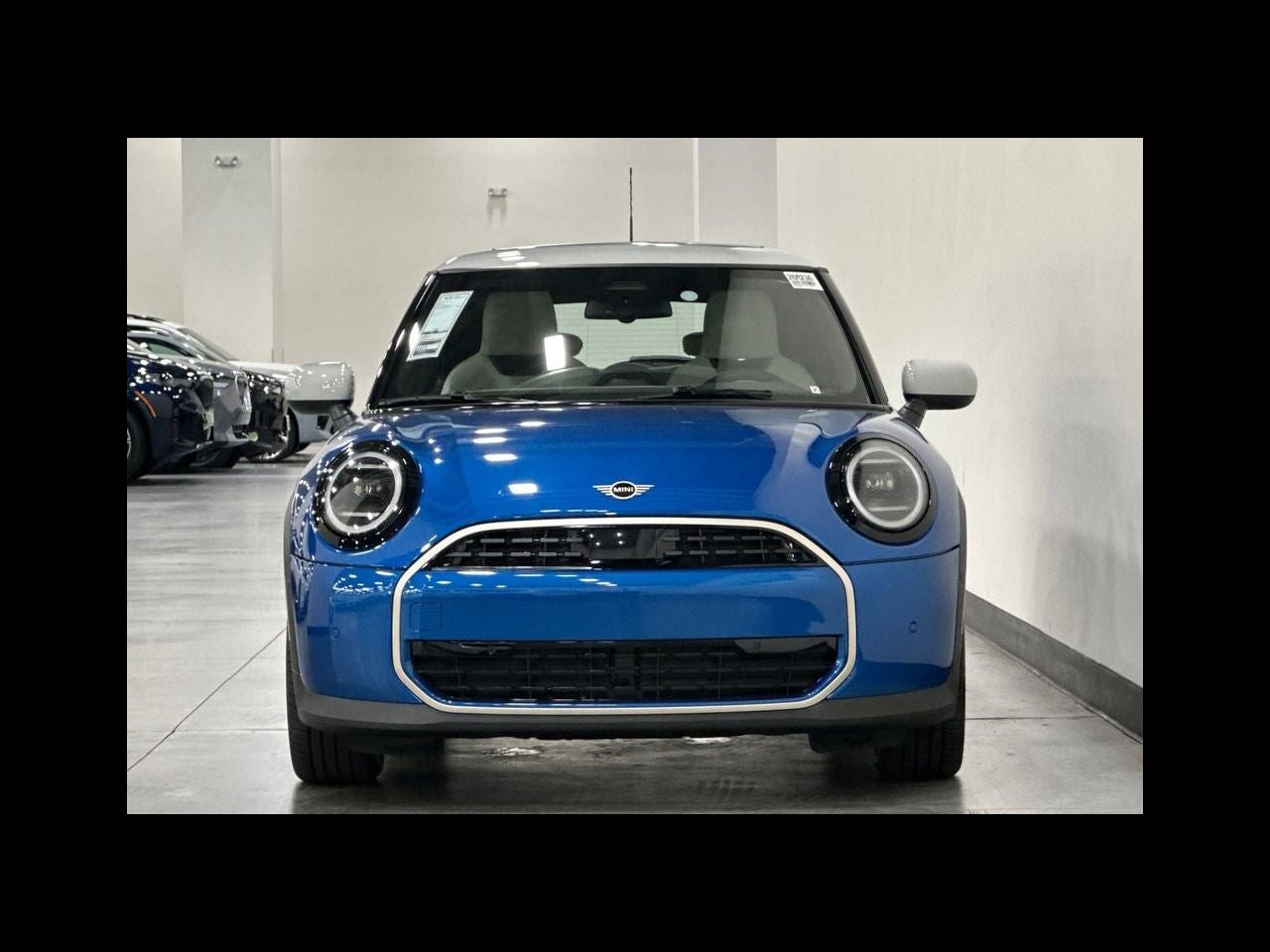 2026 MINI 2 DOOR SIGNATURE PLUS