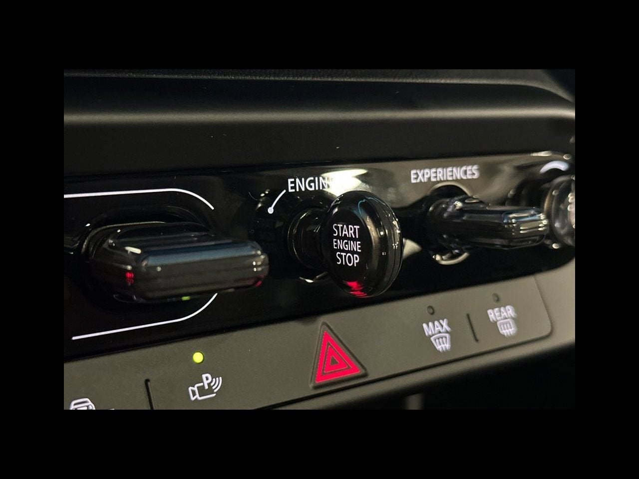 2026 MINI 2 DOOR SIGNATURE PLUS