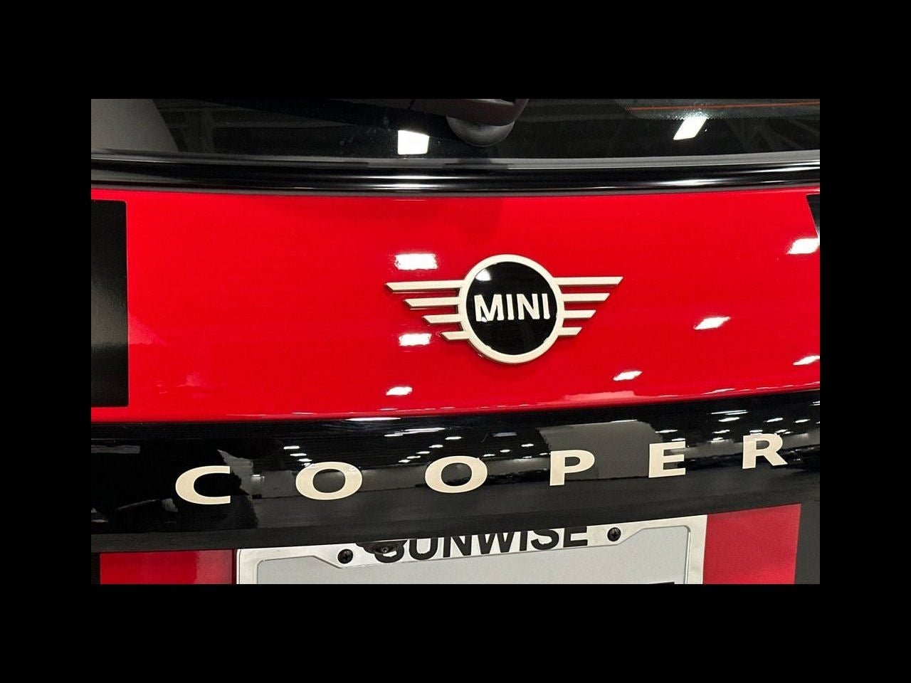 2026 MINI 2 DOOR SIGNATURE PLUS