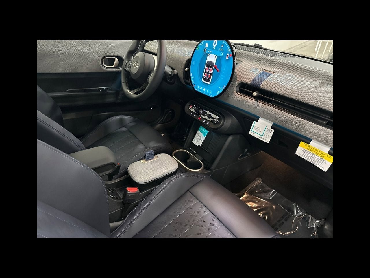 2027 MINI 2 DOOR SIGNATURE PLUS