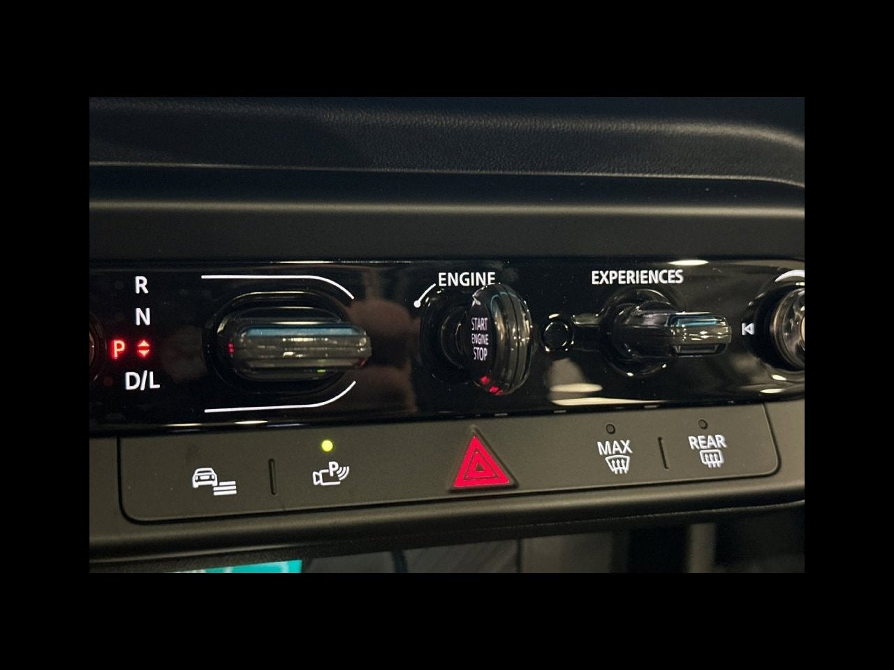 2027 MINI 2 DOOR SIGNATURE PLUS