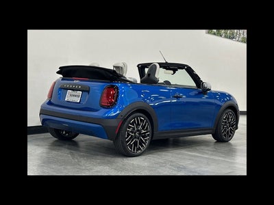 2026 MINI CONVERTIBLE ICONIC