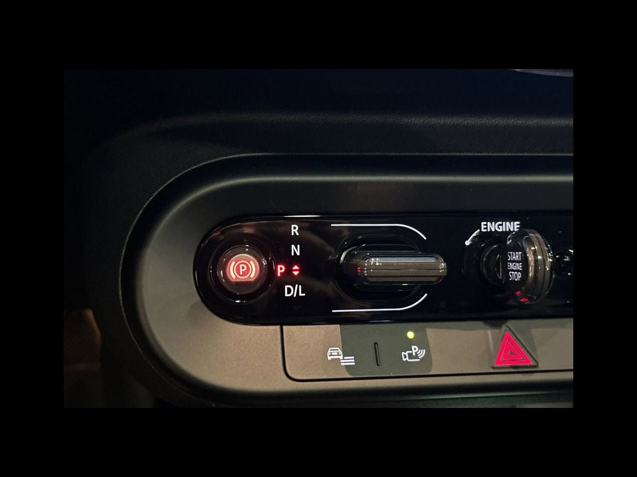2026 MINI 2 DOOR SIGNATURE PLUS