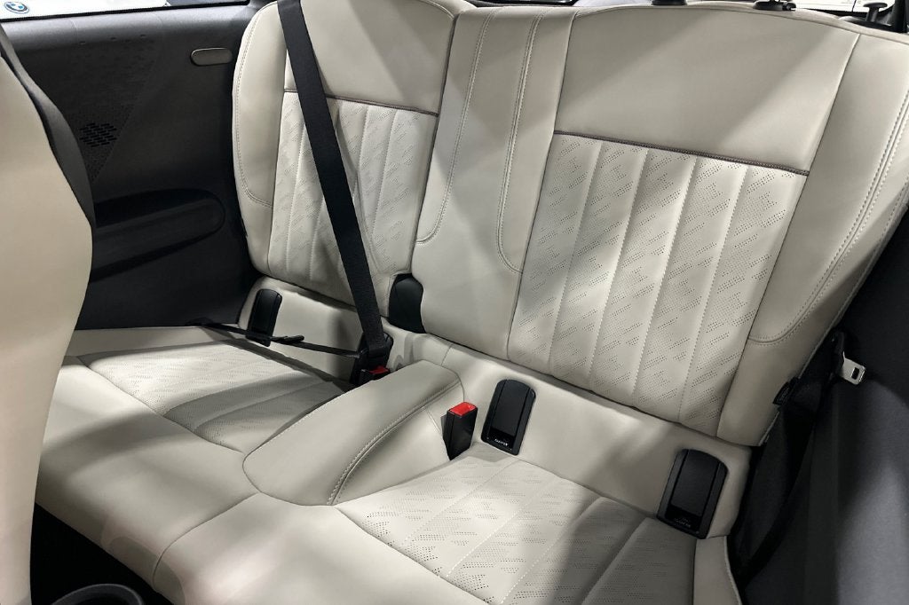 2027 MINI 2 DOOR SIGNATURE PLUS