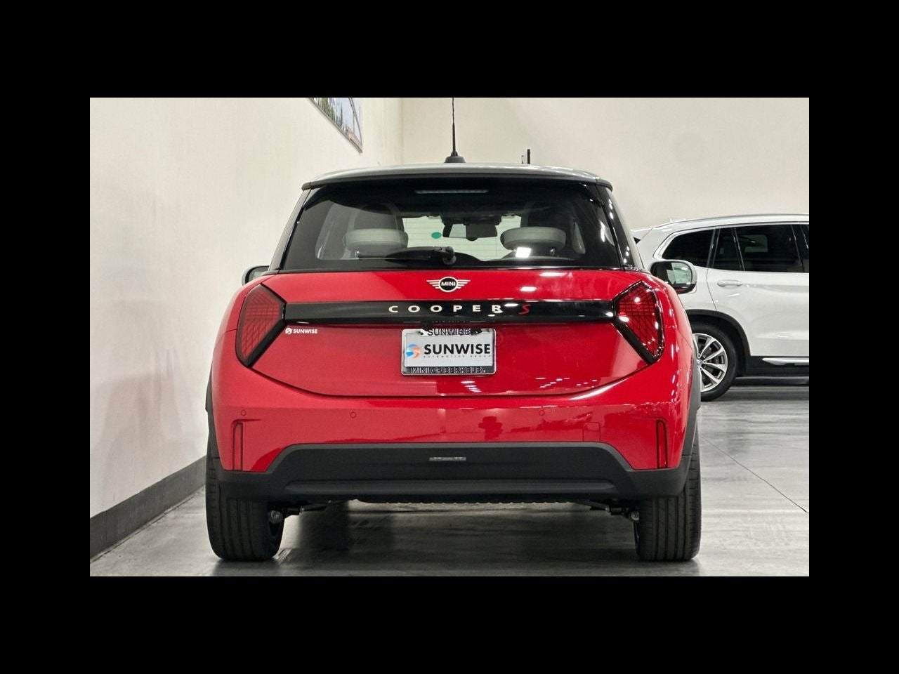 2026 MINI 2 DOOR ICONIC