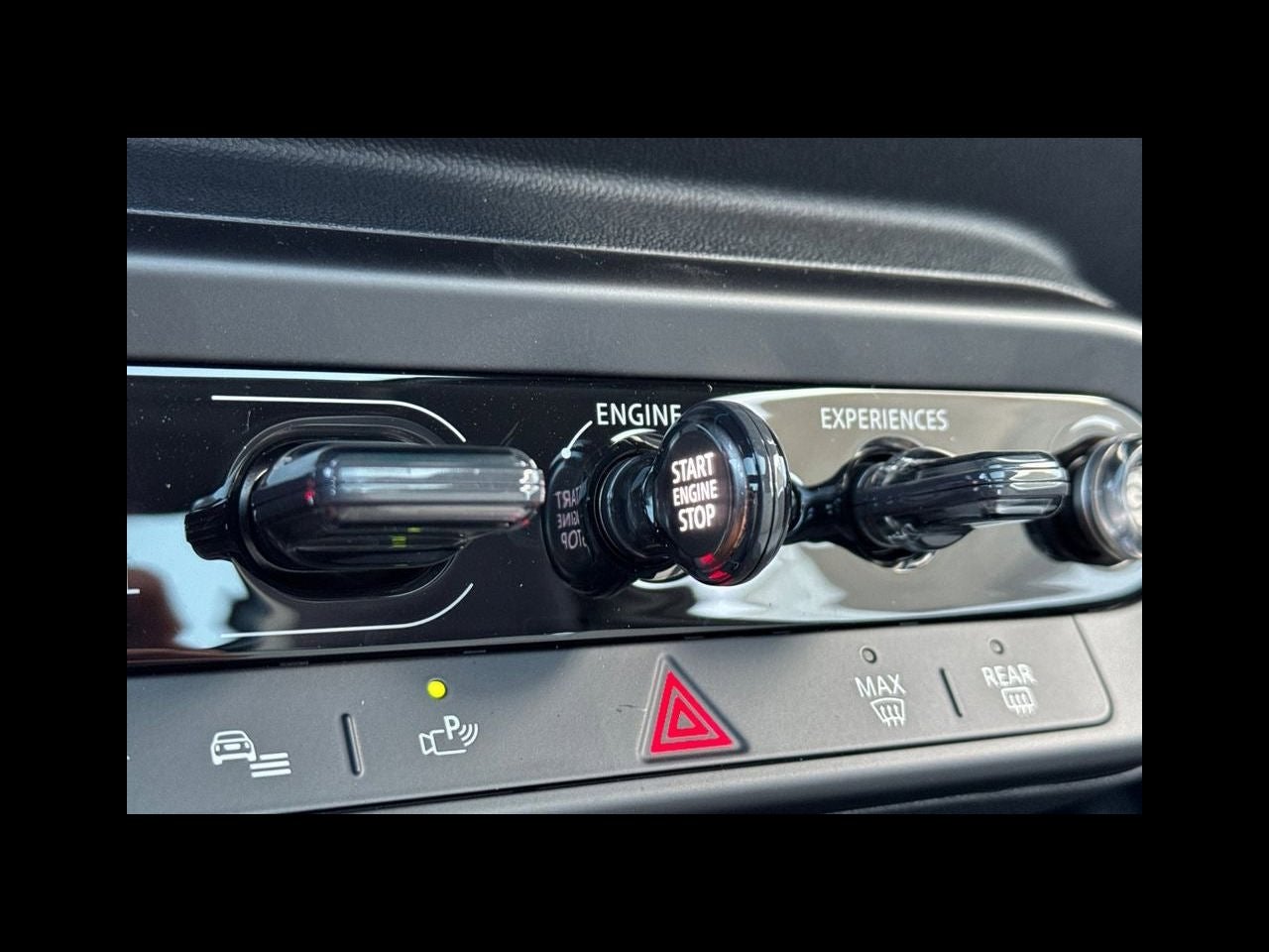 2026 MINI 2 DOOR SIGNATURE PLUS