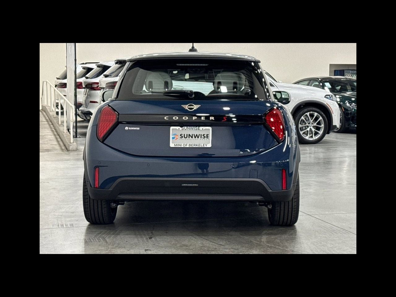 2026 MINI 2 DOOR SIGNATURE PLUS