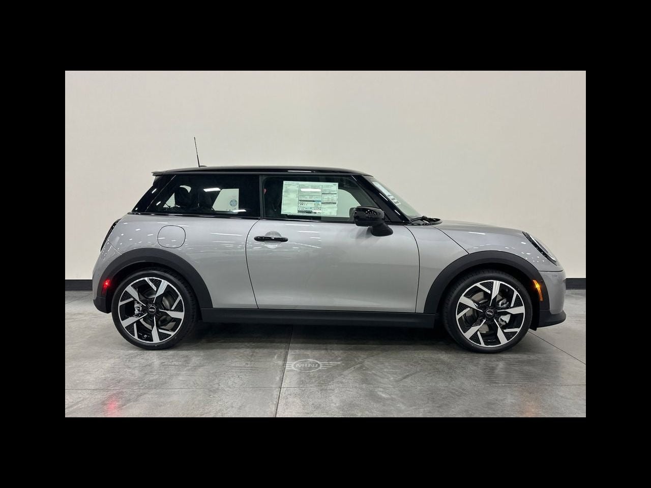 2026 MINI 2 DOOR ICONIC